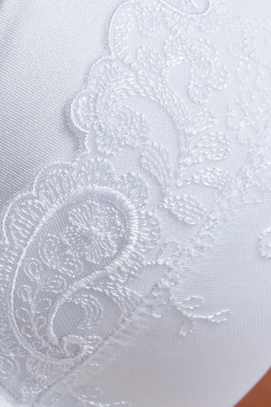 Yvette embroidered padded bra white