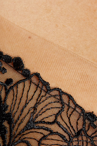 Fleur embroidered soft bra